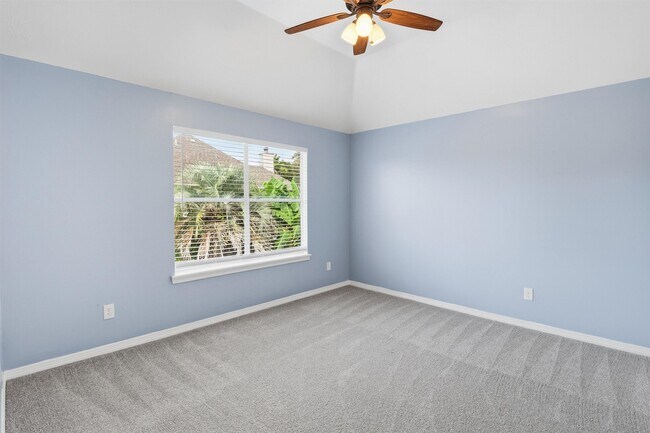 Building Photo - 201 Las Brisas St