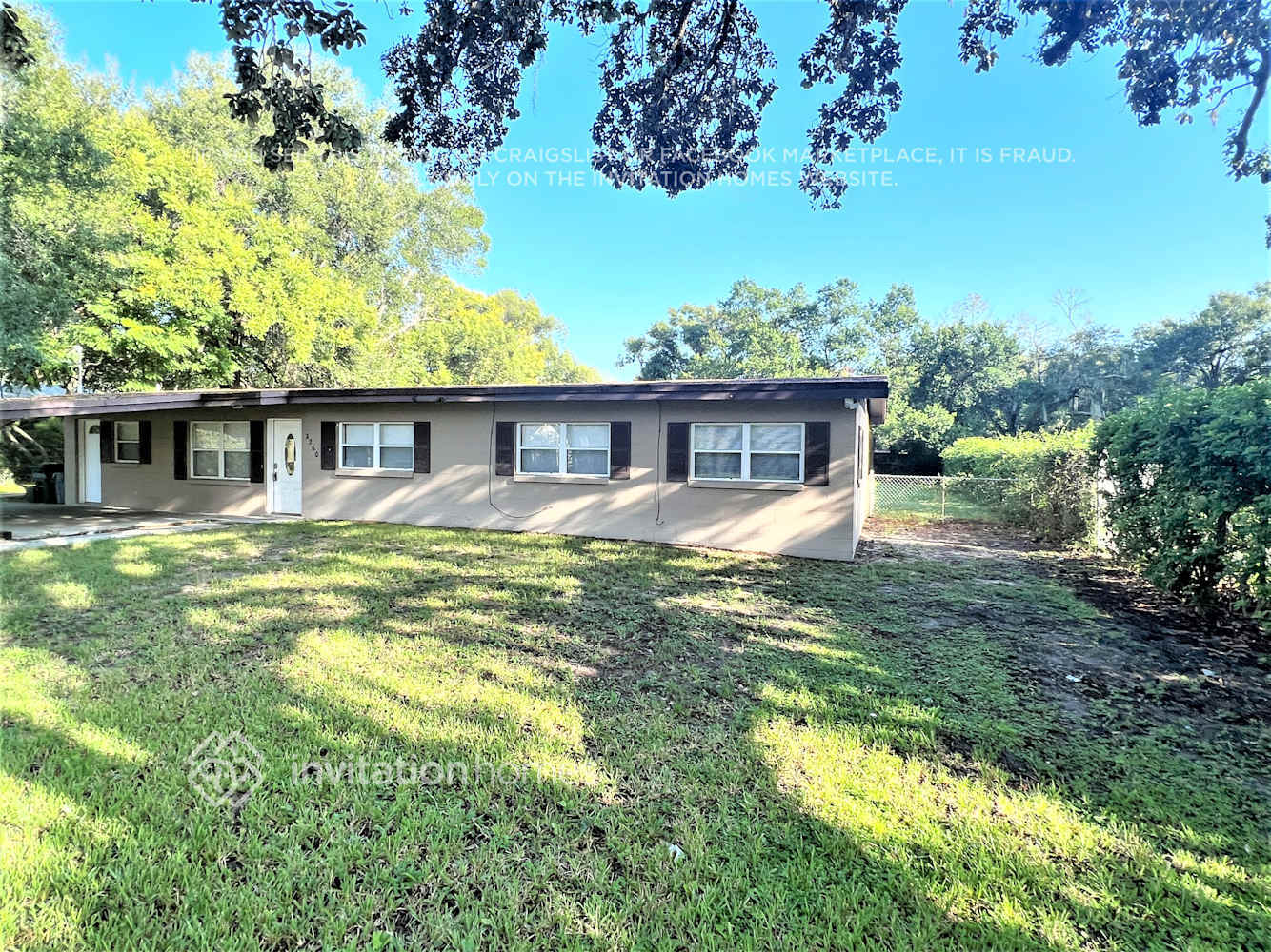 Building Photo - 2260 Charlotte Dr