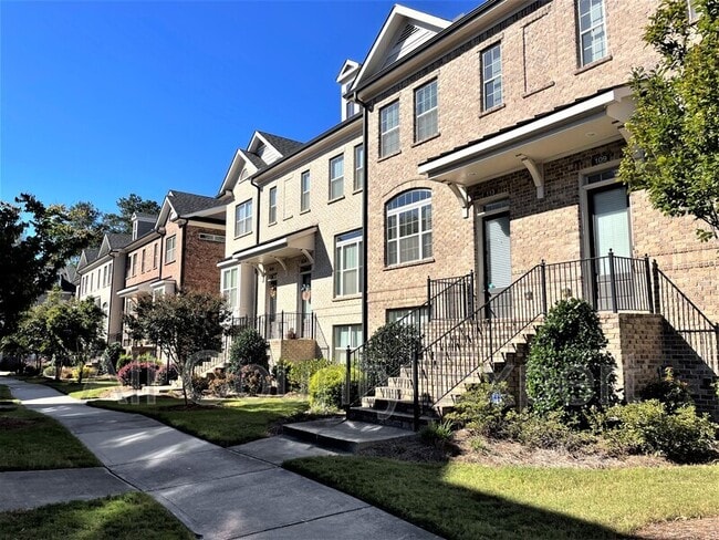 Building Photo - 113 Laurel Crst Aly