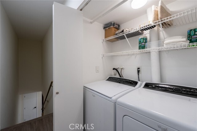 Building Photo - 7757 Vía Rosa Maria