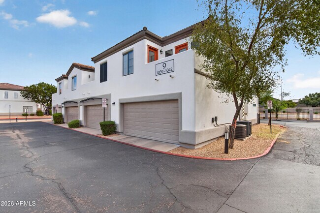 Building Photo - 3150 E Beardsley Rd