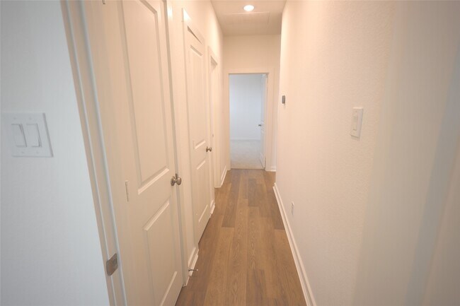 Building Photo - 27003 Golden Isle Ln