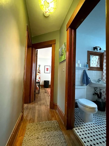 Building Photo - 41 Intervale Ave