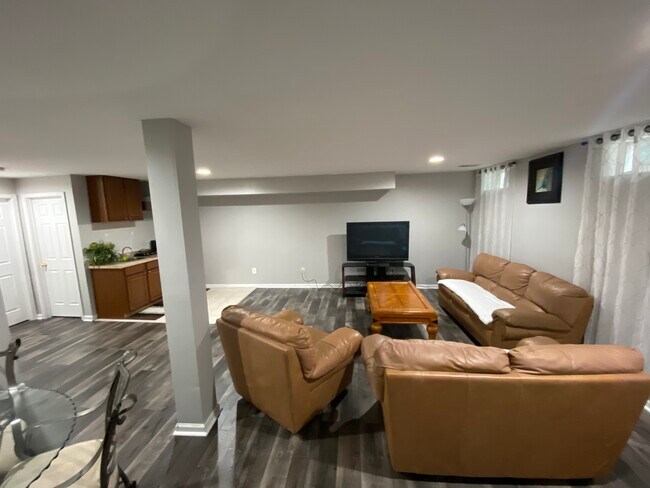 Living room - 415 Baish Dr SE