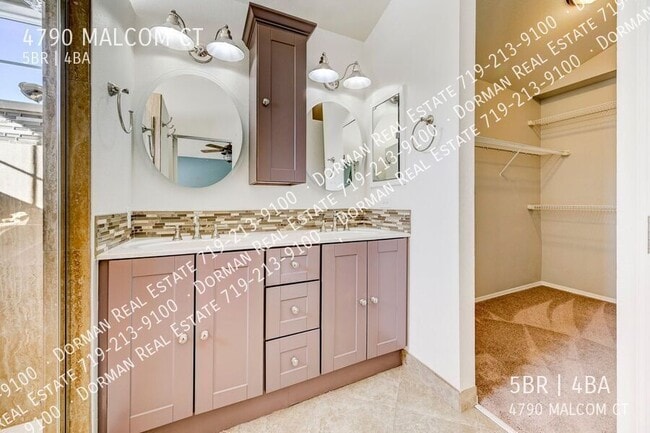 Building Photo - 4790 Malcom Ct