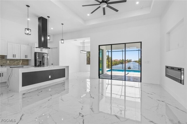 Building Photo - 106 NE 23rd St