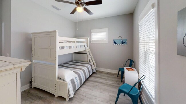 Building Photo - 114 Seabreeze Cir