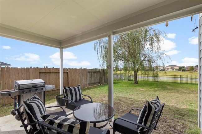 Building Photo - 4339 S Vineyard Mdw Ln