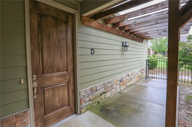 Building Photo - 2007 S Dixieland Rd