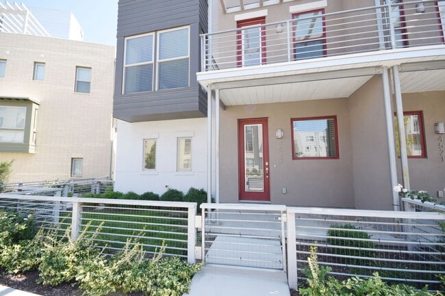 Building Photo - 4517 Daybreak Rim Way