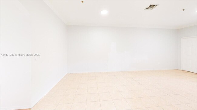 Building Photo - 5660 NW 115th Ct