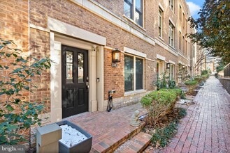 Building Photo - 1508 16th Ct N