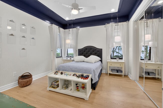 Building Photo - 8920 Sydney Harbor Cir