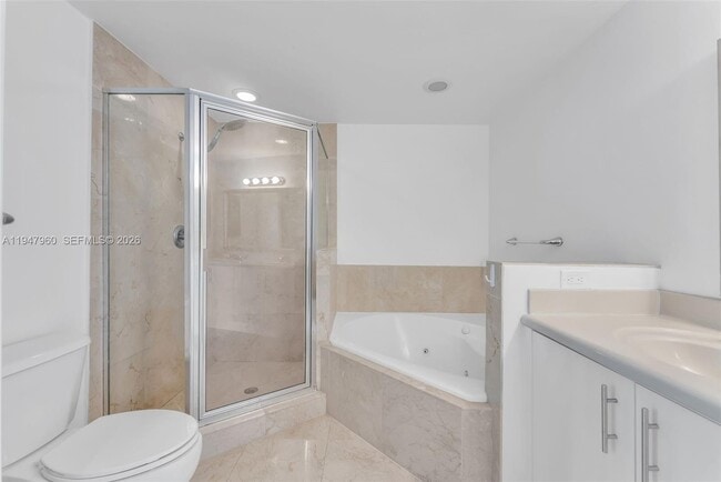 Building Photo - 7914 Harbor Island Dr