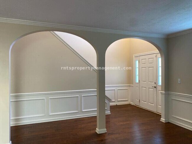 Building Photo - 934 Dominion Walk Dr SW