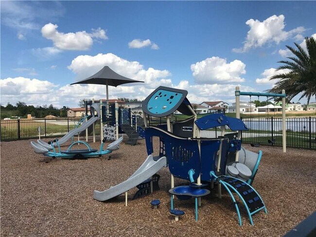 Building Photo - 8896 Bismarck Palm Dr