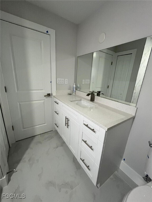 Building Photo - 241 Narthex Ave S