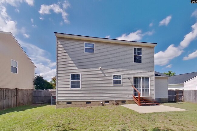Building Photo - 131 Quiet Grove Dr