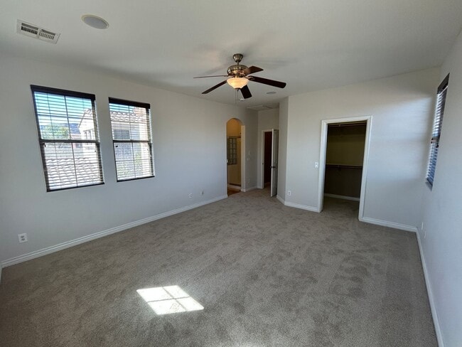 Building Photo - 21149 W Elm Way