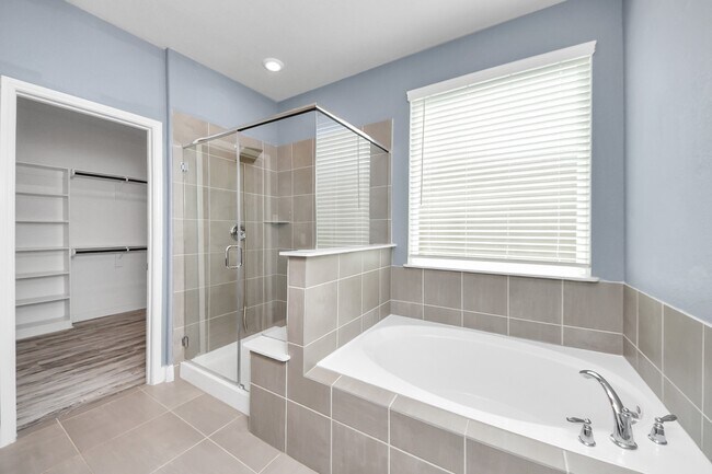 Building Photo - 931 Barstow Dr