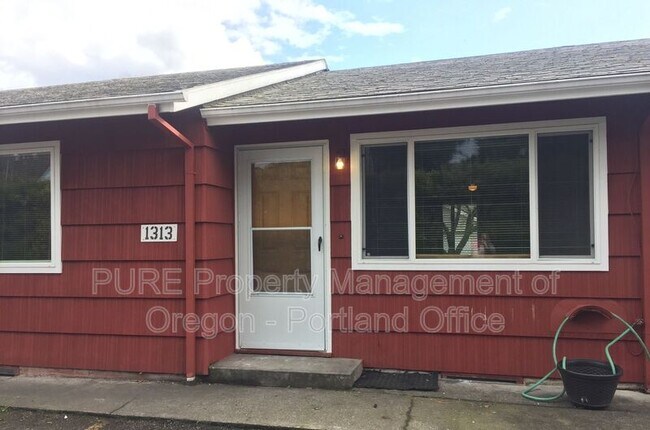 Building Photo - 1313 SE 130th Ave
