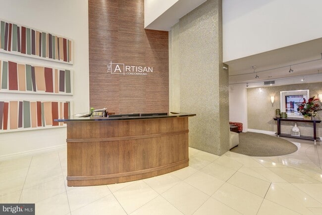 Building Photo - 915 E St NW