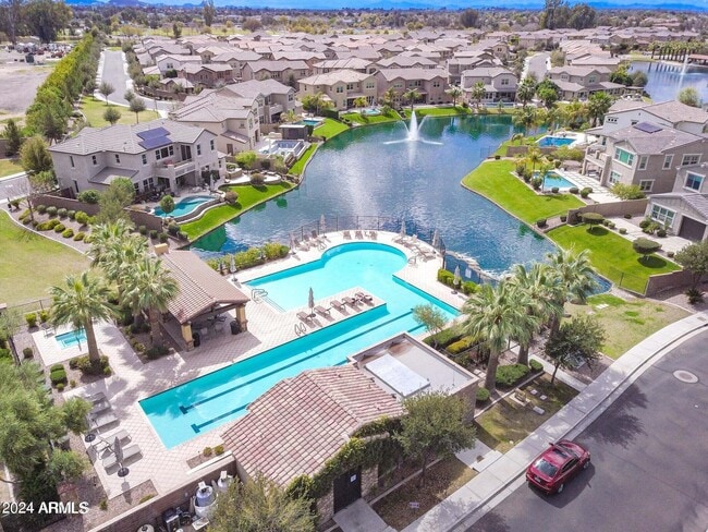 Building Photo - 4077 S Sabrina Dr