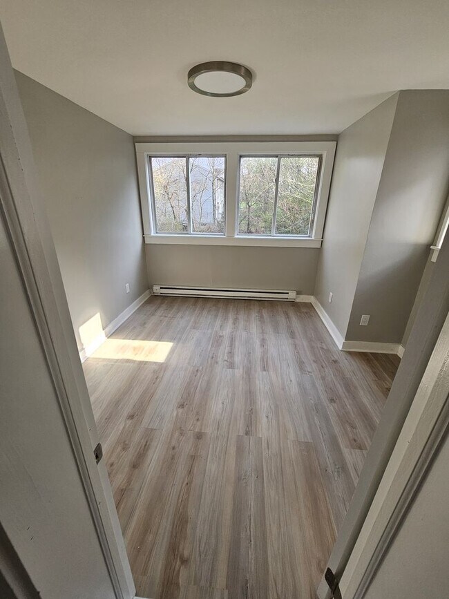 Building Photo - 101-103 Culvert St, Torrington