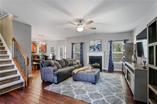 Building Photo - 611 Crosswinds Cir