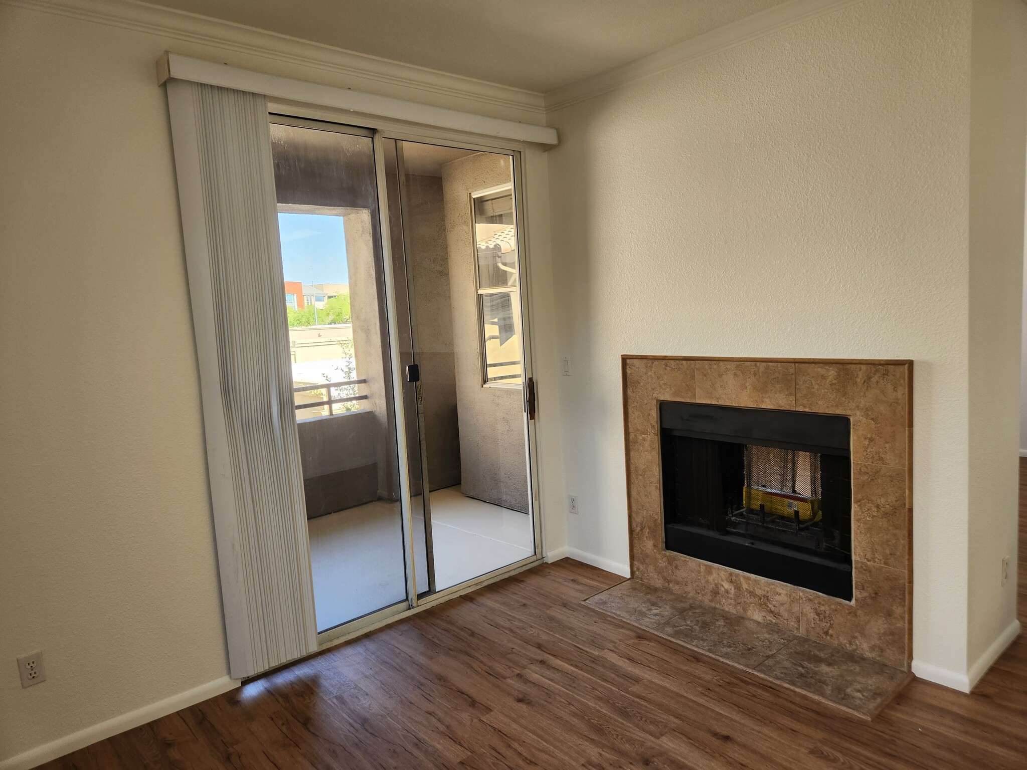 Building Photo - 7009 E Acoma Dr