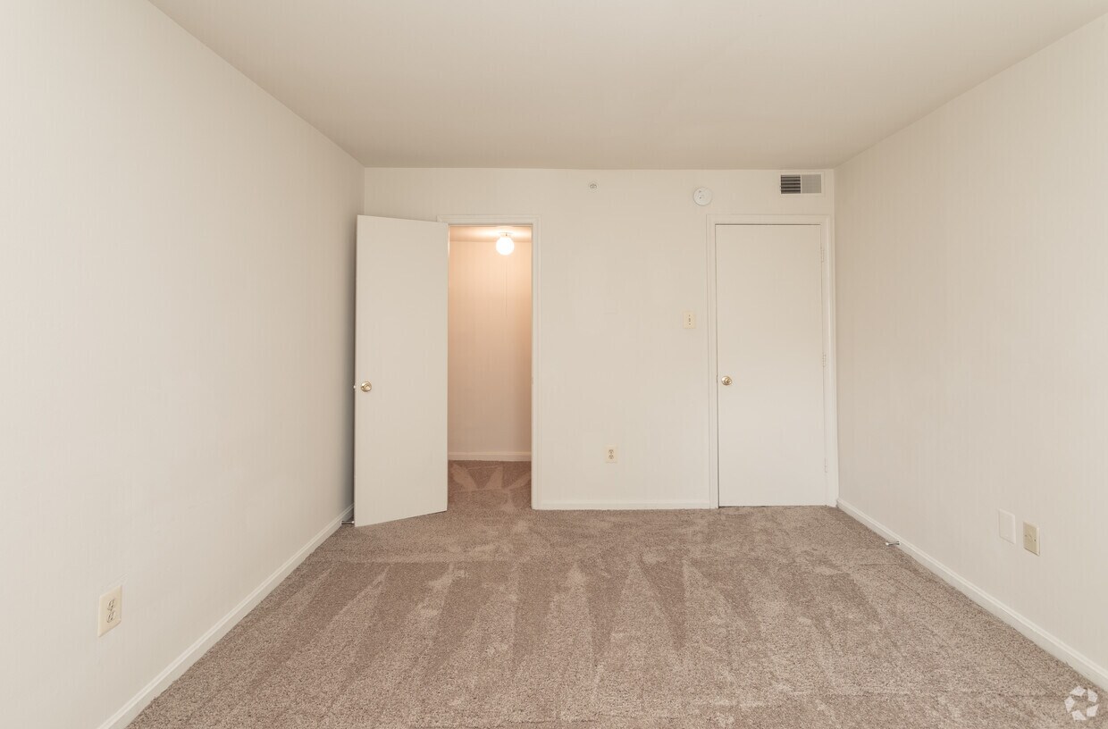 Summer Ridge Hyattsville