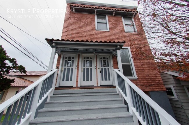 Primary Photo - Nice apartment in Vintage building