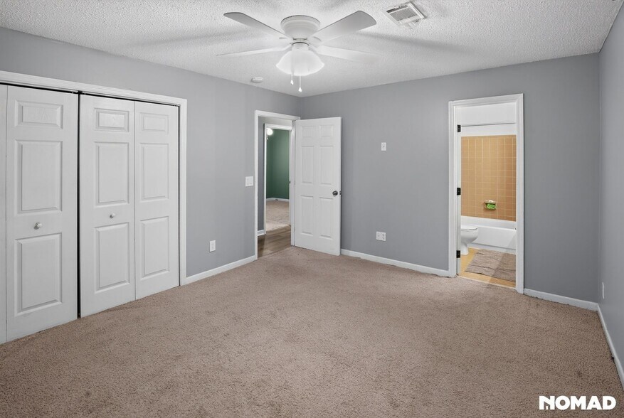 Building Photo - 151 Meadow Wood Dr