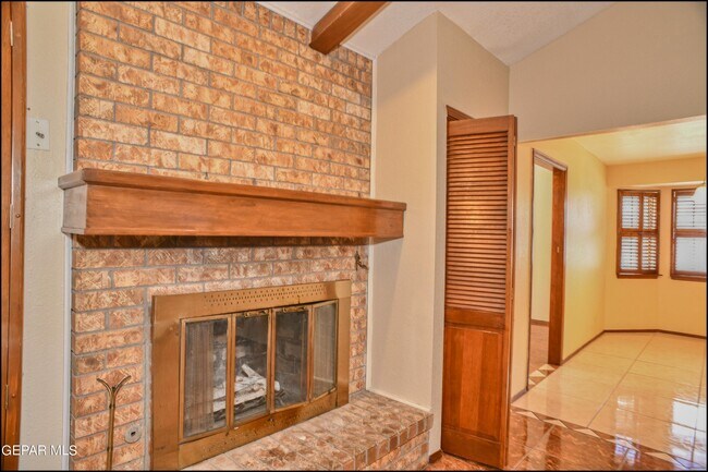 Building Photo - 11600 Casa View Dr
