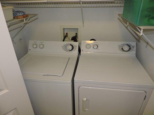 Building Photo - 2810 Grande Pkwy