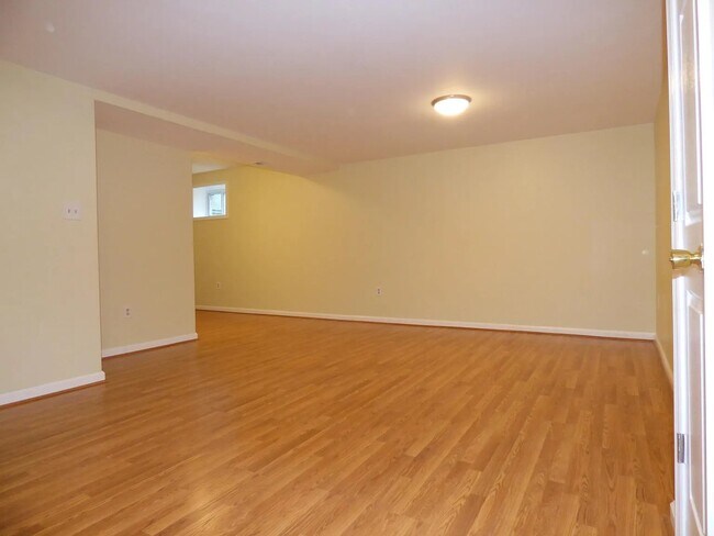 Building Photo - 7809 Suthard Dr