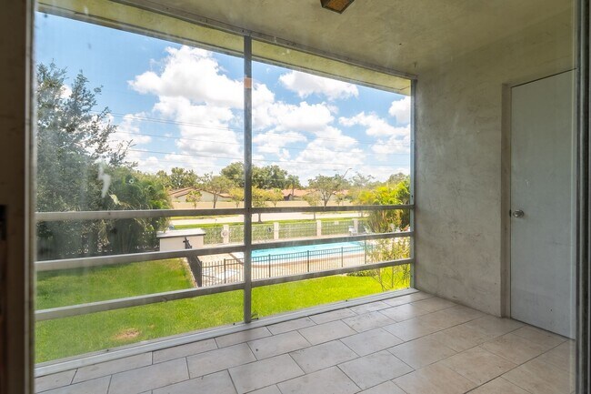 Building Photo - Newly Renovated, 2-Bed, 2-Bath, 2nd Floor Unfurnished Condo in Great Location