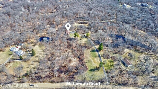 Building Photo - 5307 Metamora Rd