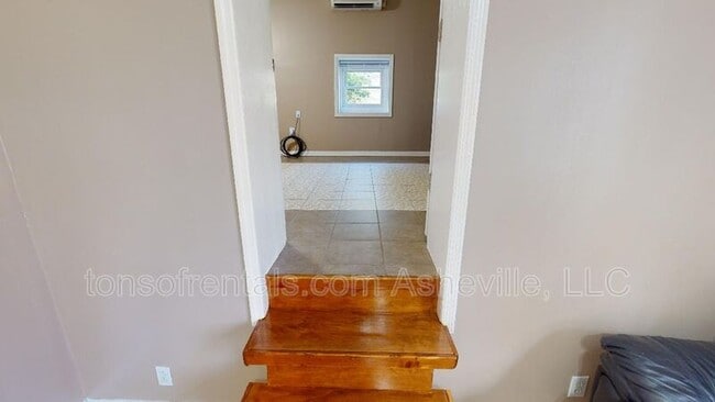 Building Photo - 50 Ledbetter Rd