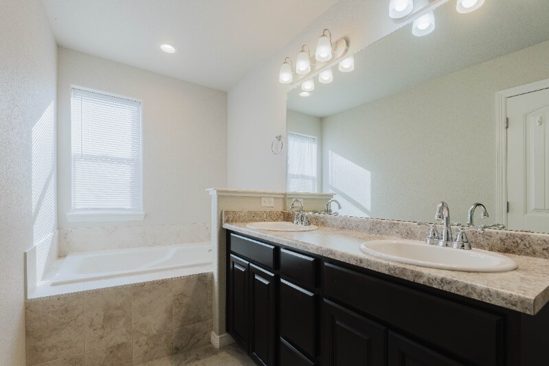 Building Photo - 10969 Rowley Dr