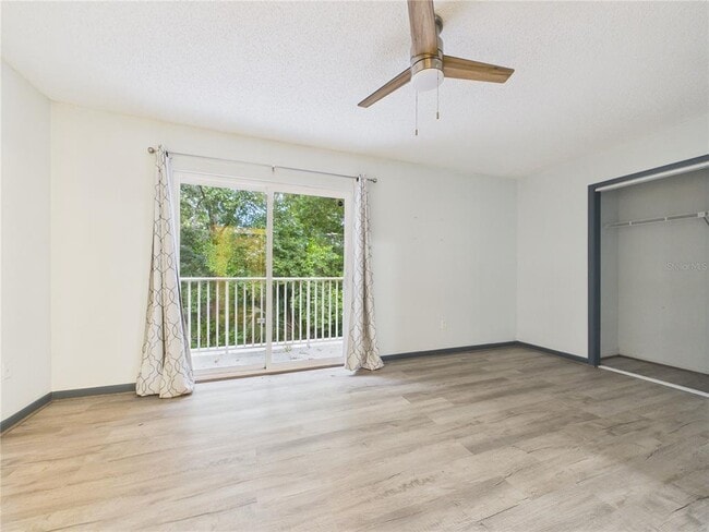Building Photo - 11239 Cedar Hollow Ln