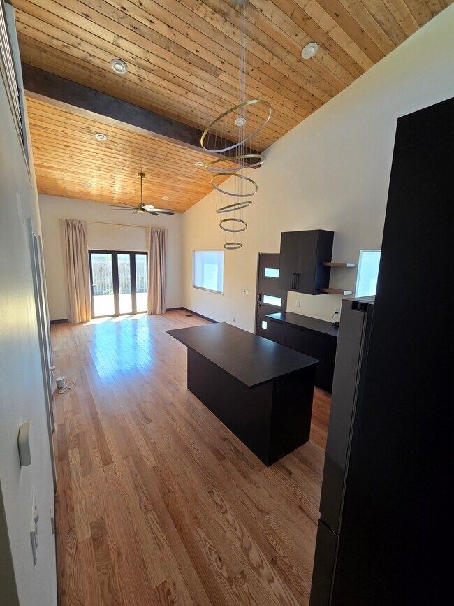 Building Photo - 1130 Taffeta Dr