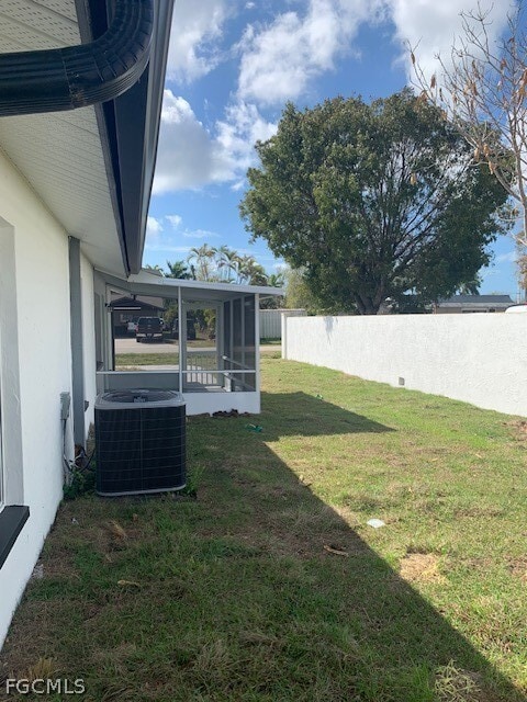 Building Photo - 11460 Summerwinds Ct