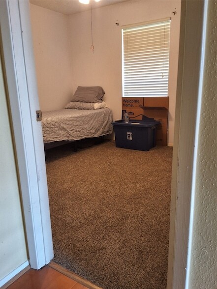 Building Photo - 2122 Heritage Colony Dr