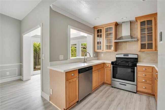 Building Photo - 6151 Sandcrest Cir