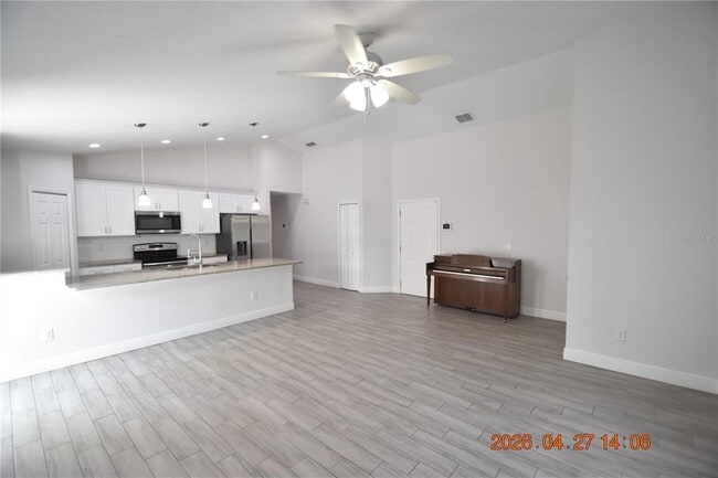 Building Photo - 9304 N 20th St