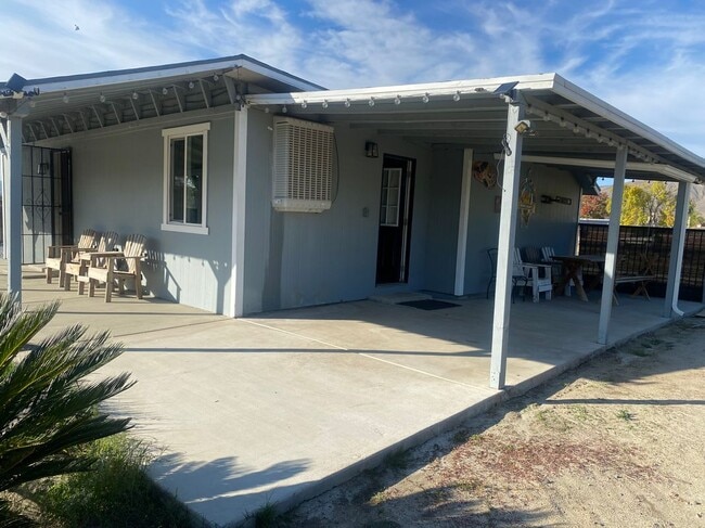 Building Photo - 40094 Sunset Ln