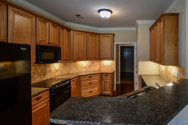 Building Photo - 115 Sage Willow Dr SW