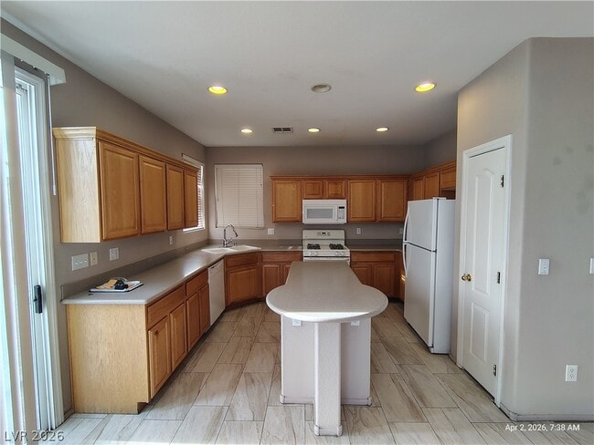 Building Photo - 8926 Rutherford Grove St