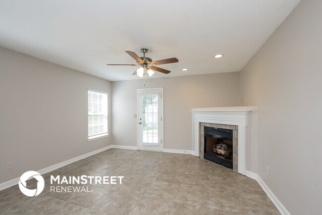 Building Photo - 2167 Mallard Pointe Dr